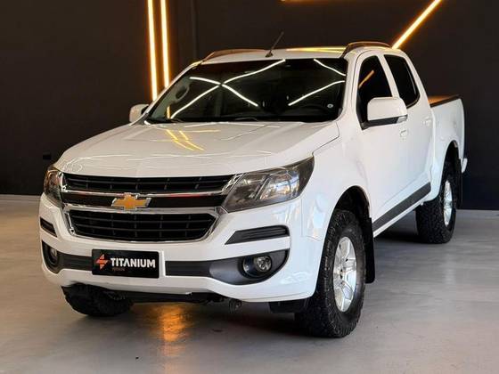 CHEVROLET S10 2.5 ADVANTAGE 4X2 CD 16V FLEX 4P MANUAL CHEVROLET S10 2.5 ADVANTAGE 4X2 CD 16V FLEX 4P MANUAL